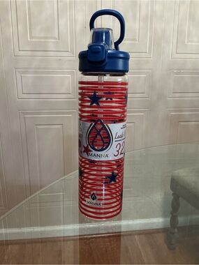 Brand New MANNA Leakproof Glass Water Bottle - 32oz